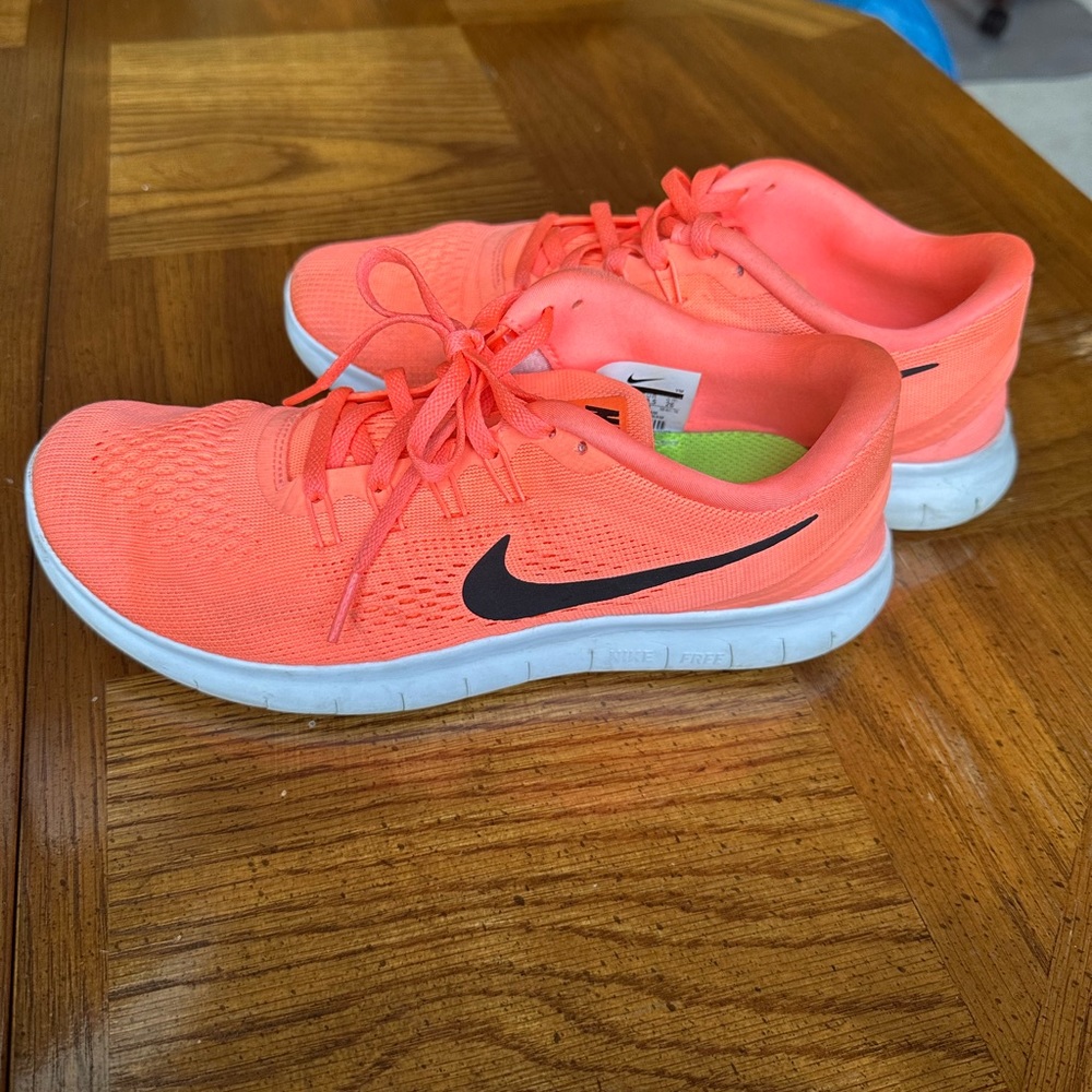 Nike Free Run shoes